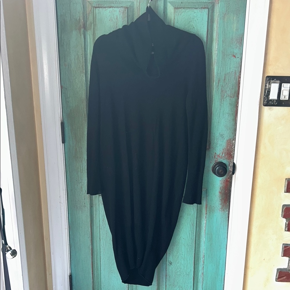 Saverio Palatella Elegant Black cashmere Turtleneck Dress